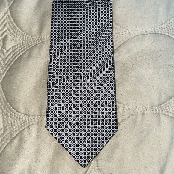 Michael Kors black, white & silver gray circle design silk tie - Picture 1 of 6